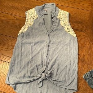Sleeveless button down
